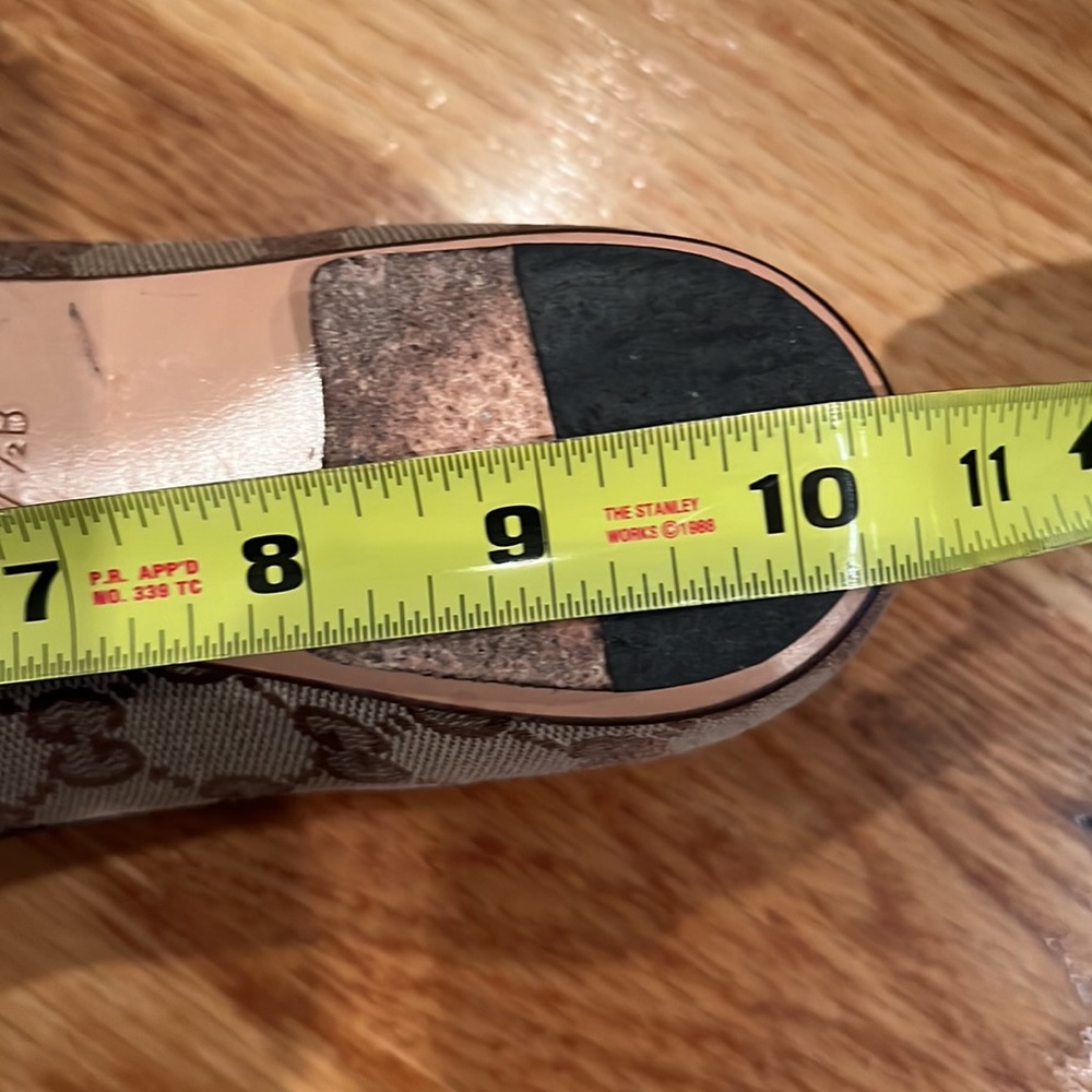 Gucci pixie BE GG keyhole skimmer 7.5B - Picture 11 of 13